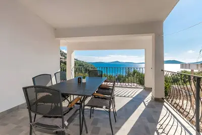 Appartement de deux chambres prés de la plage Drage, Biograd (A-22187-a)