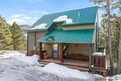 Image de Large 5 bedroom Cabin with great views!