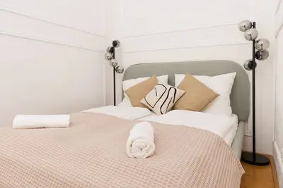 Image de Designer Apartment Near Schönbrunn