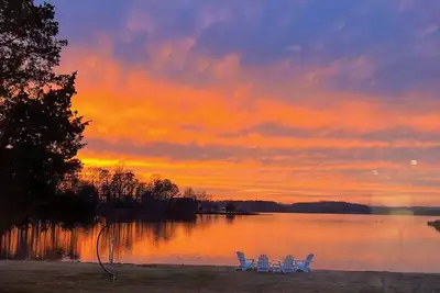 Image de Minutes from Downtown St. Michaels | Pool | Hot Tub