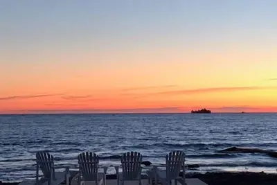Image de EVAs Lookout 3br Cottage Lake Huron Sunsets