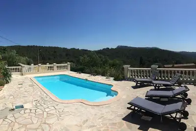 Image de Haut de Villa 3 chambres, piscine, terrasse, wifi, parking