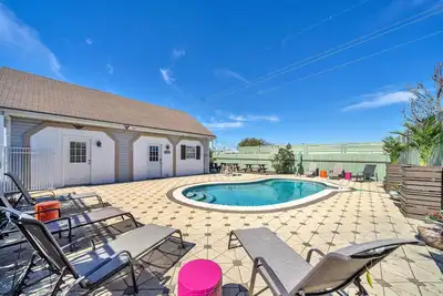 Image de Booking fall Great rates No crowds Private pool 2 kings 1 bunk room 3  baths