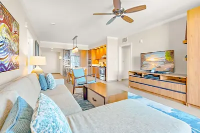 Image de 𝐅𝐢𝐧𝐝𝐢𝐧𝐠 𝐌𝐞𝐢𝐥𝐢'𝐬 Beachfront Nanea Resort + Amenities Included