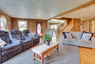 Image de ‘Farmyard Stays’ Dundee Home Near Hiking