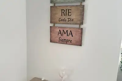 Image de Moderno Estudio en Primera Línea a 50 Metros de la Playa. Recinto con 4 Piscinas