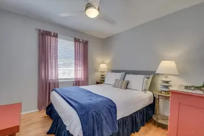 Image de Great location, 10 min. to downtown and hospitals