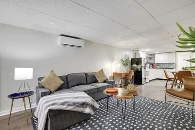Image de Electric City Cozy Retreat