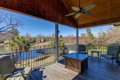 Image de Lake Murray Group Getaway | Sleeps 10 | Kayaks
