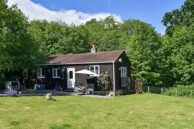 Image de Hazelnut Lodge, pet friendly, with open fire in Crediton