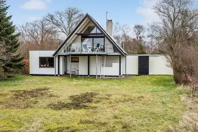 Image de Superbe maison à Roslev avec sauna