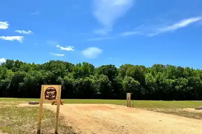 142b Gone Country Site 19