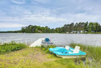 Image de Rhinelander Vacation Rental w/ Yard on Venus Lake!