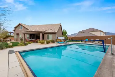 Image de A Dunes Oasis | Custom Home w/ Private Pool | Near Sand Hollow