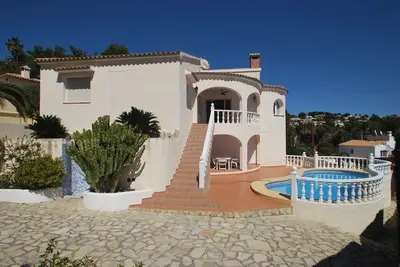 Image de Charmante maison de vacances avec piscine privée