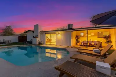 Image de The Melrose @ Asu|Pool|Workspace|Firepit