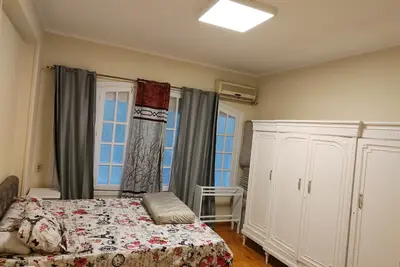 Image de Cozy 2bdrms165m apartment Mnyal Ar rawda island