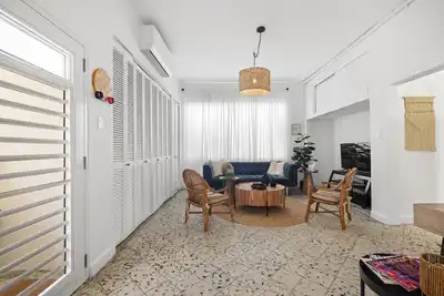 Image de Your cozy vacation home near downtown and beaches in San Juan.