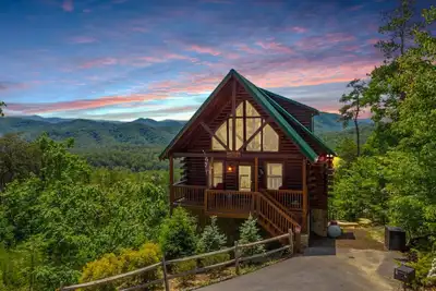 Image de Stunning Mtn Views! Hot Tub + Firepit + Theater