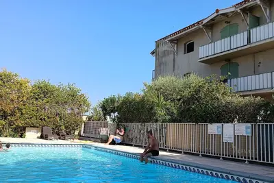 Image de Appartement dans résidence sécurisée, piscine et parking privé à 50m de la plage