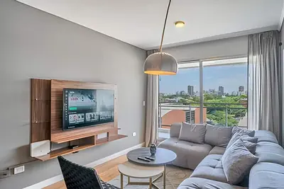 Great 2br Super Fast WiFi, Pool, Bbq & Sauna