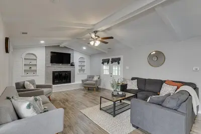 Bright and Sunny Dallas Getaway