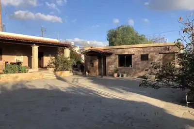 Image de Zivla’s Stone House. Ideal for large party groups, weddings, aniversaries!