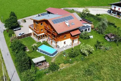 Image de Appartement 'Residence Zirmer Wohnung Sonne' avec vue sur la montagne, jardin partagé et Wi-Fi
