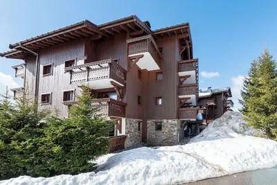 Image de Appartement 'Lapon H10' avec vue sur montagne et balcon