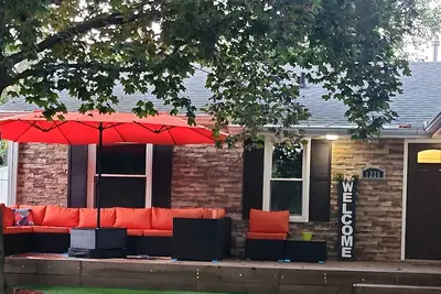 Image de 4 Blocks to Isu. Everything New 3 Bed, 2 Bath, 2 car insulated garage.