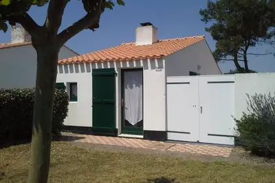 Image de Maison conviviale : piscine chauffée, tennis, proche mer