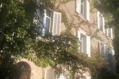 Image de Maison de 1820 dans la verdure au pied du Ventoux
