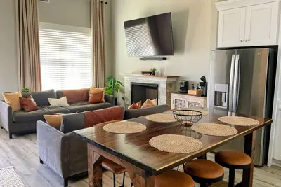 Image de Welcome to The Crescent View