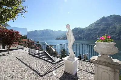 Image de My Rental Homes - Letizia with private pool and Lake view