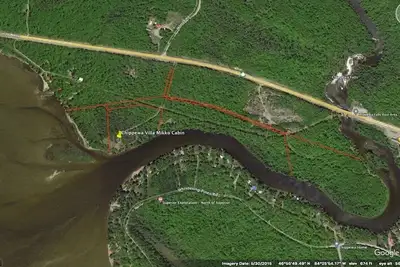 Image de No neighbors, 2 km Lake Superior and river shoreline, 1, 800 sq ft house