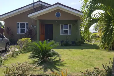 Image de Robyn's Promise - Share Our Happy Place!