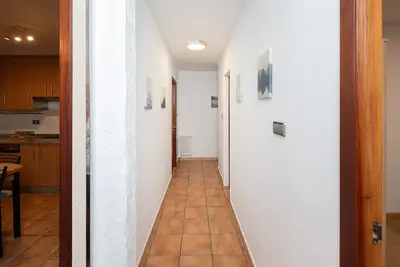 Image de Apartamento con Balcón en Pleno Centro de A Estrada