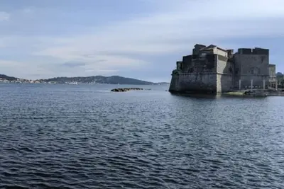 Image de Maison au Mourillon - 50m de la mer - 7 couchages