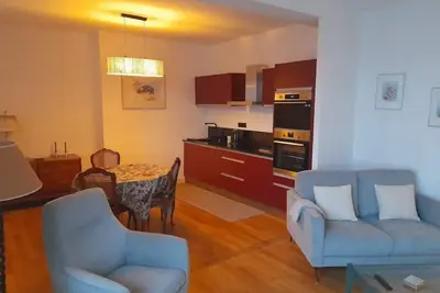 Grand, clair, central, élégant, 2 chambres