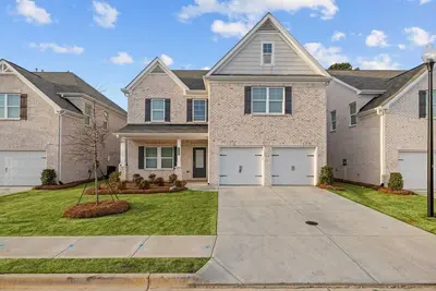 Image de Whispering Pines Residence on Clark Lake Ln