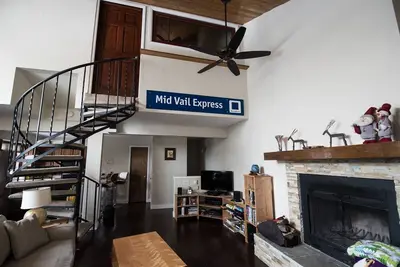 Image de 225 Eagle Dr, Unit 8b - This 3-bed, 2. 5-bath Avon Townhouse. Summer Rentals Only!