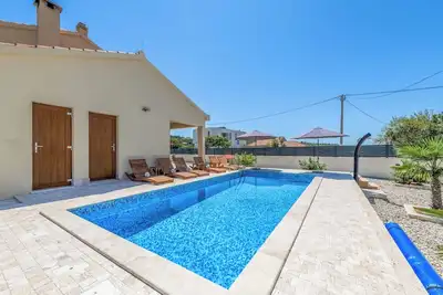 Image de Villa Half Moon - Trois Chambres Villa, Couchages 6