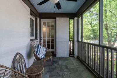 Image de Walk to Oxford Square, Faulkner house, Ole Miss