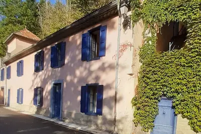 Image de Le Jardin Sur Le Toit : Vaste demeure familiale en Occitanie\nwifi- prise vélos