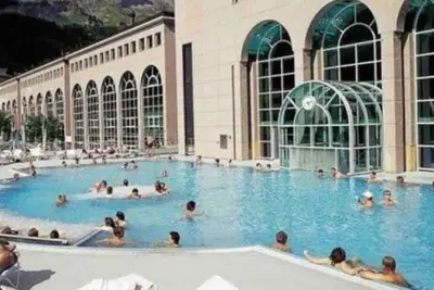 Image de Leukerbad Skiing + Hiking + Wellness Thermal Spa