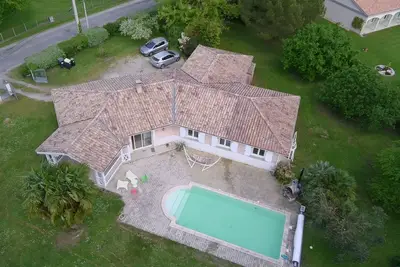 Image de Villa avec piscine proche océan, 2 a 8 personnes 4 chambres 2 Sdb