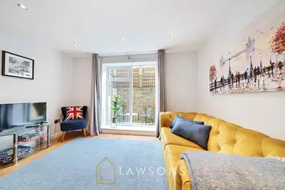 Image de Stylish Living by Lawsons - 3 En Suites & Parking*