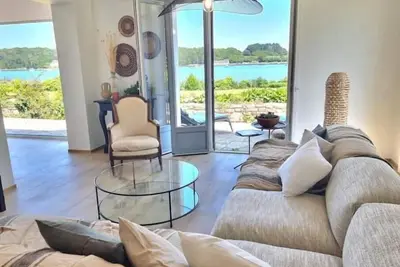Image de Loue maison au calme avec vue imprenable sur le Golfe du Morbihan