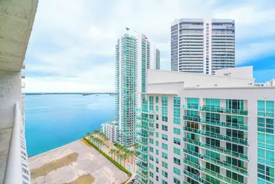 Image de Chic Brickell Escape With Bay Views