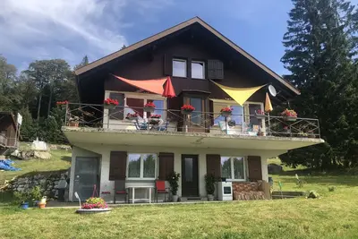 Image de Chalet sur le Balcon du Jura. Grands espaces, air pur, randonnées. . .